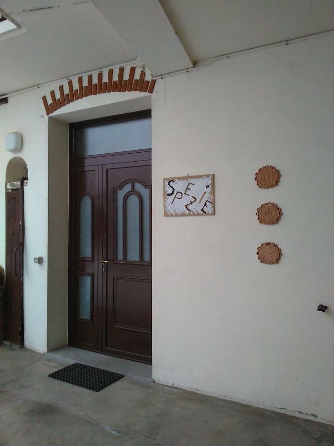 Gasthaus Casa Aromi Ed Arte Asti Exterior foto